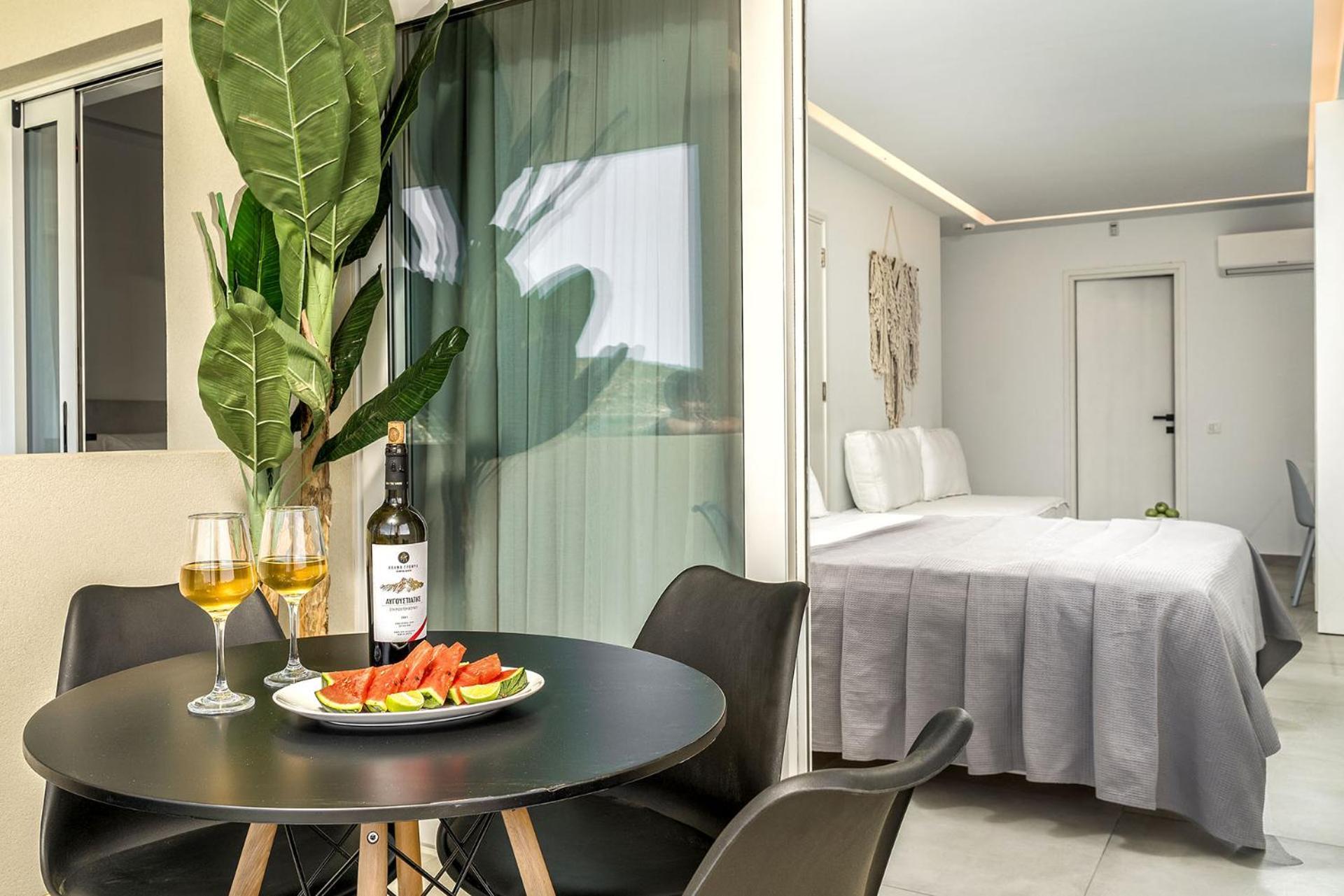 Myzith Luxury Suites Керион Экстерьер фото