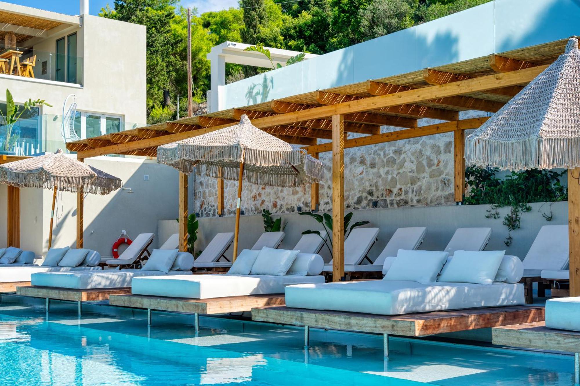 Myzith Luxury Suites Керион Экстерьер фото